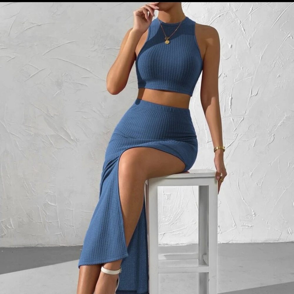 Two piece set